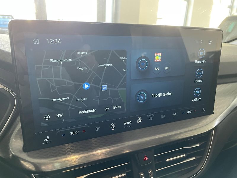 Ford Kuga (2024) Titanium 1.5 EcoBoost 110kW - fotka 17 z 30