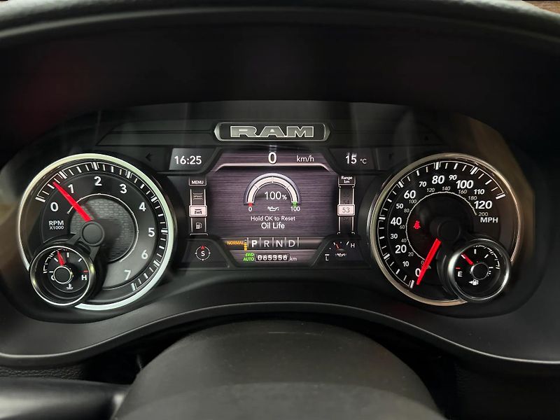 Dodge RAM (2022) +LARAMIE+VZDUCH+OFFROAD PAKET+ - fotka 17 z 23