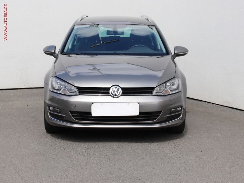Volkswagen Golf (2015) 2.0 TDi 4x4 - fotka 2 z 3