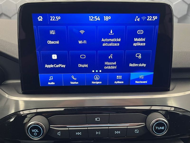 Ford Kuga 2,0 EB  140 kW AWD Titanium - fotka 15 z 58