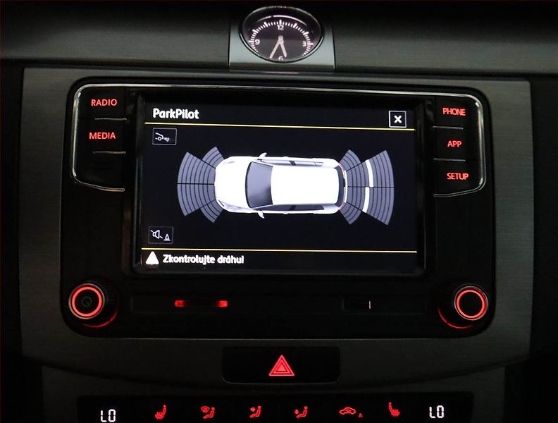 Volkswagen Passat (2014) Comfortline 2.0 TDI, Tempomat - fotka 22 z 22