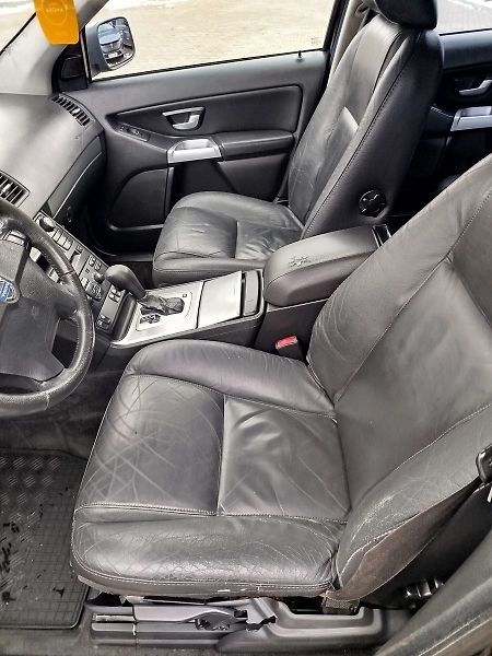 Volvo XC90 - fotka 8 z 28