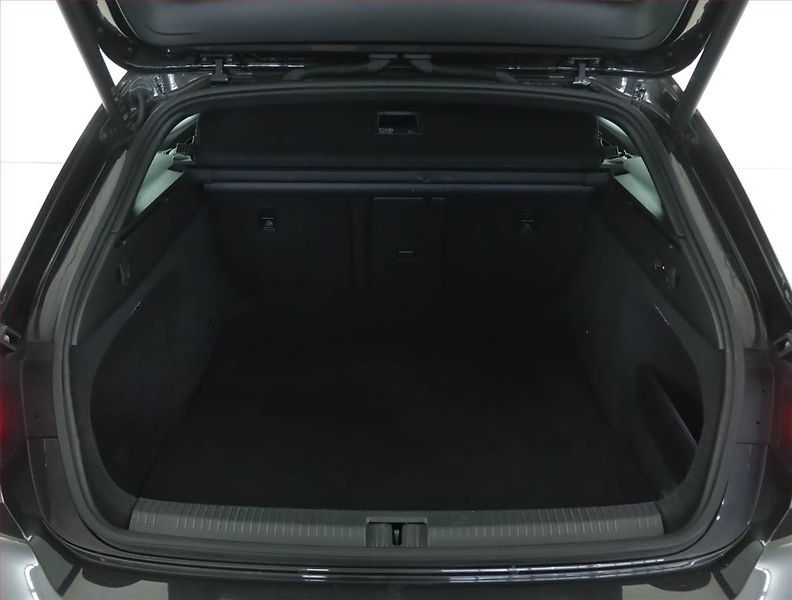 Volkswagen Arteon (2022) R-line 2.0 TDI - fotka 14 z 17