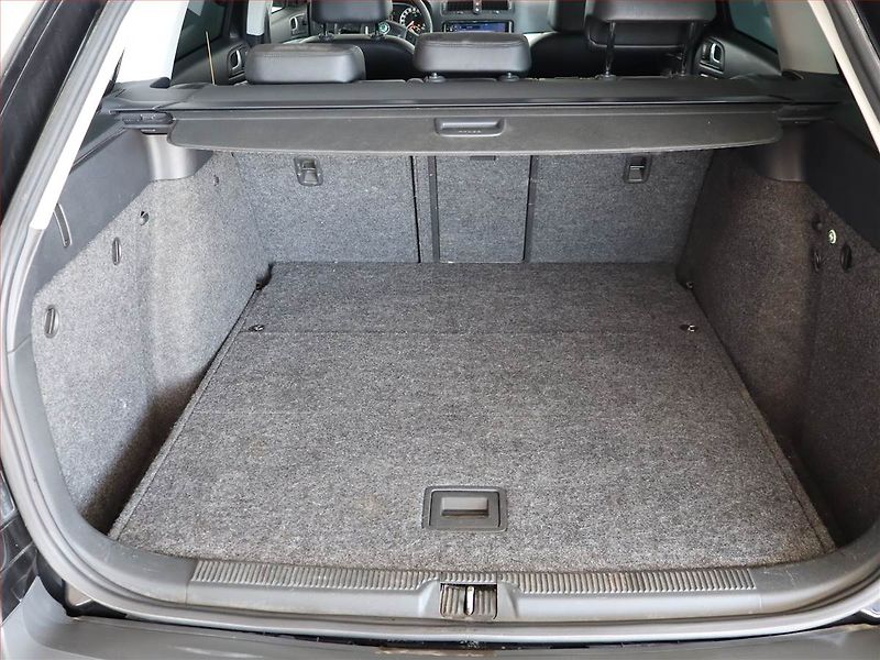 Škoda Octavia (2011) Scout 2.0 TDI, 4X4, Automat - fotka 14 z 21