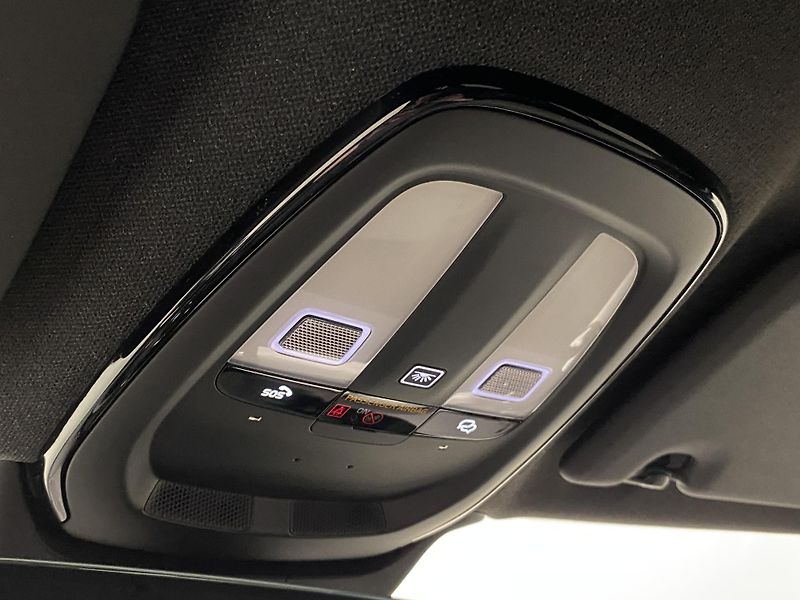 Volvo XC40 (2026) B4 AUT DARK PLUS - fotka 36 z 61