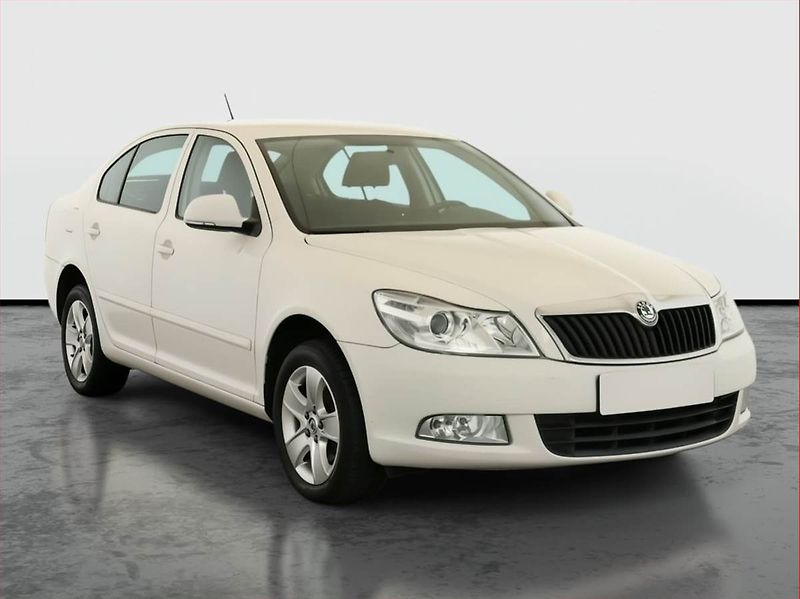 Škoda Octavia (2011) 2.0 TDI, Tempomat - fotografie inzerátu