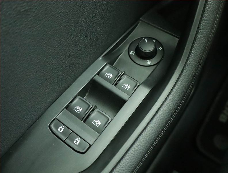 Škoda Superb (2020) 2.0 TDI - fotka 19 z 19