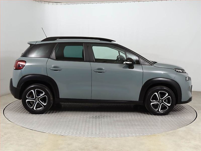 Citroën C3 Aircross (2022) Feel 1.2 PureTech, ČR,1.maj - fotka 6 z 14