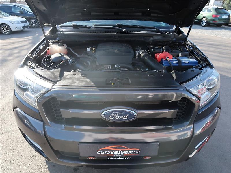 Ford Ranger 3,2 TDCi,147kW,Wildtrak,Serv.k - fotka 23 z 28