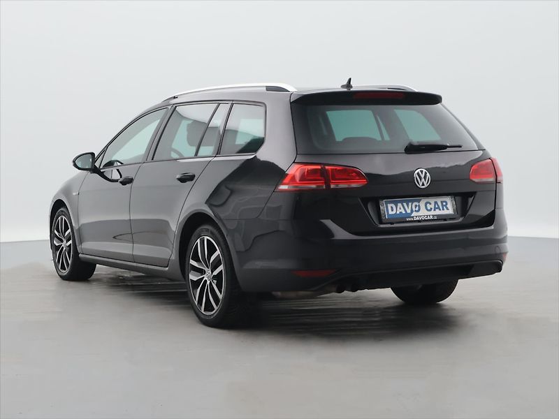 Volkswagen Golf 1,4 TSI 92kW Cup 1.Maj Navi - fotka 5 z 33