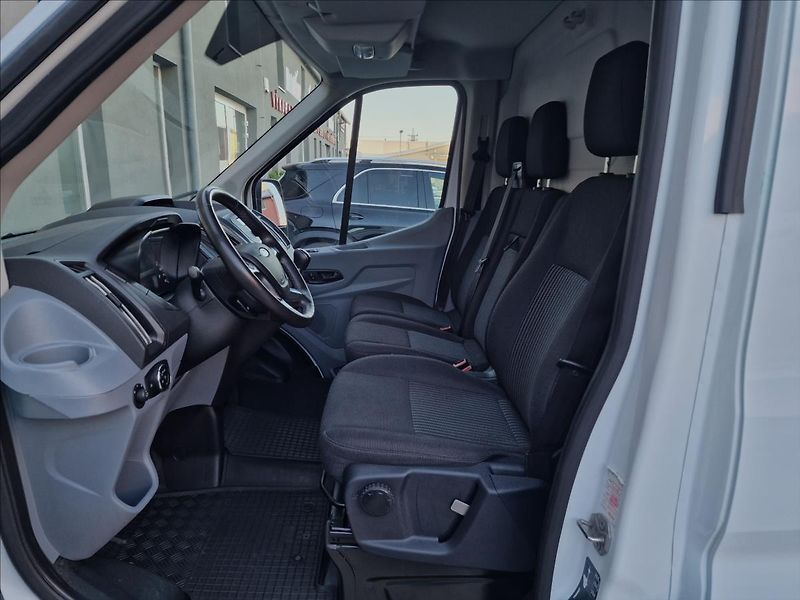 Ford Transit 2.0TDCi 77kW 350 TREND L2 - fotka 20 z 44