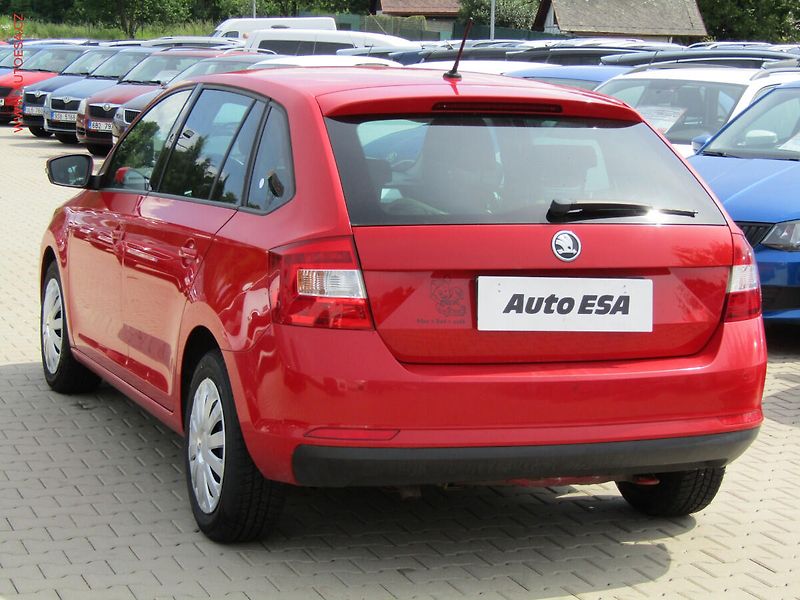 Škoda Rapid (2015) 1.4TDI, ČR, Xenon, AC, temp - fotka 4 z 23