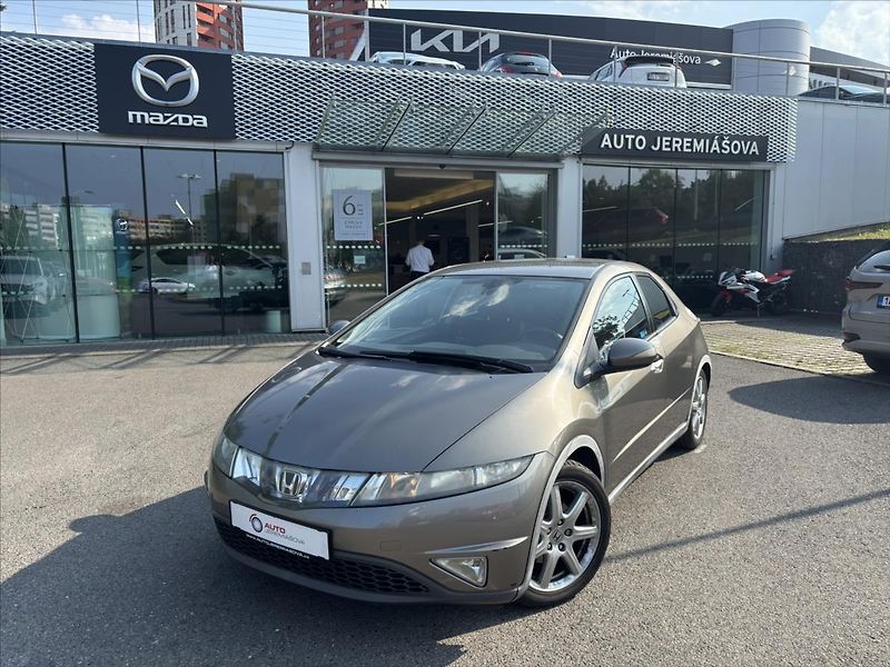 Honda Civic 1,8 V-Tec 103kW 1.ČR SERVISKA - fotografie inzerátu