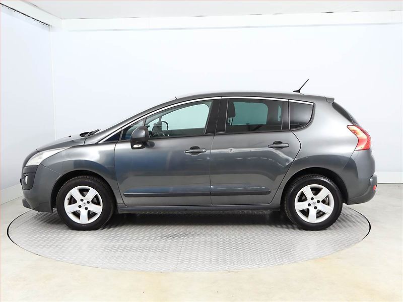 Peugeot 3008 (2012) 1.6 HDi, Serv.kniha, Navi - fotka 3 z 17