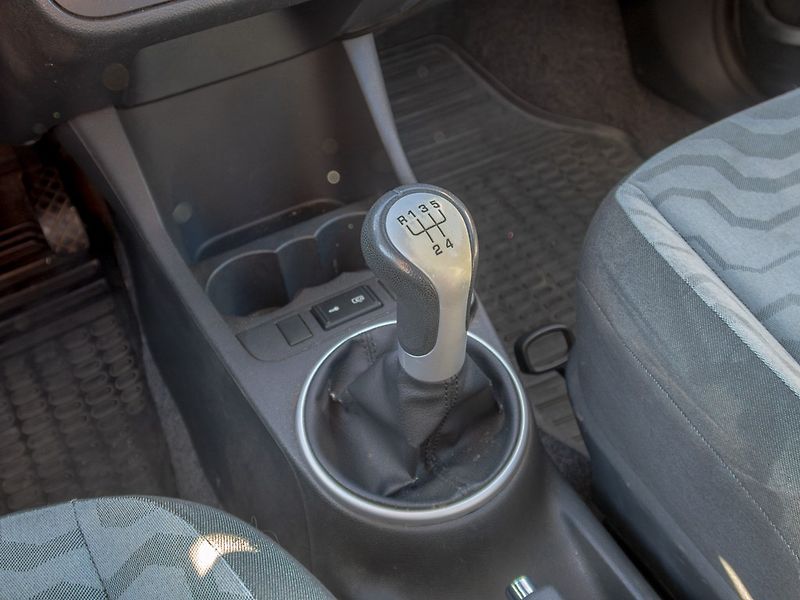 Škoda Fabia (2007) 1.2HTP 44KW – PO SERVISU - fotka 19 z 34