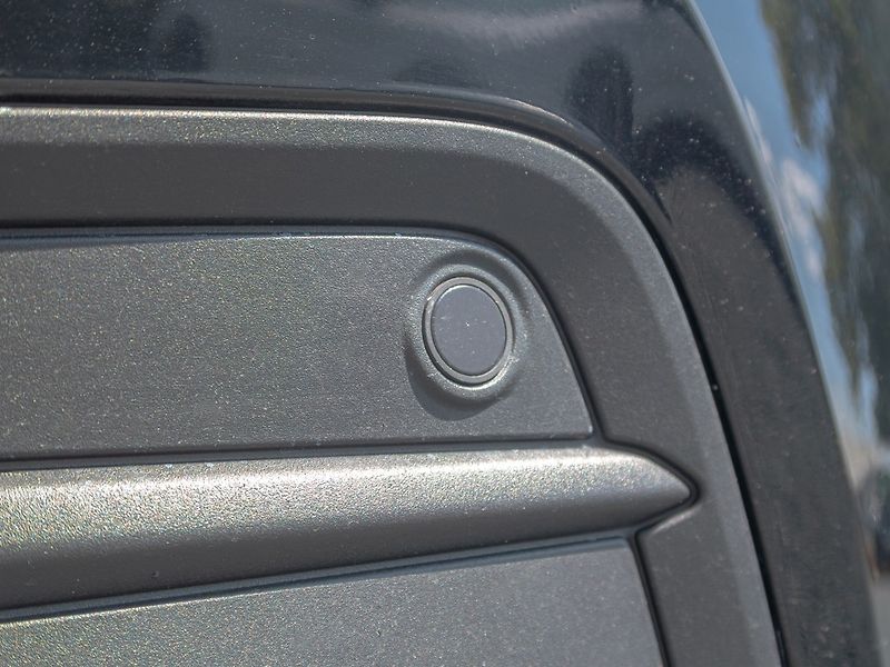 Volvo XC60 (2019) 2.0D 140KW mat – NAVI - fotka 11 z 51