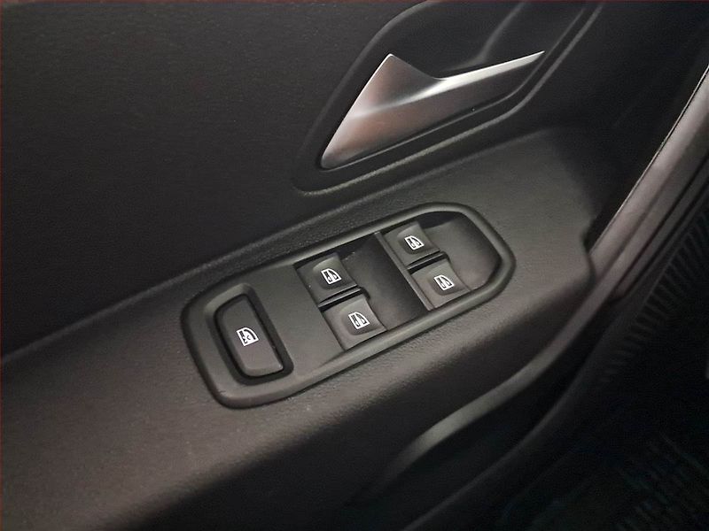Dacia Duster (2020) 1.3 TCe, ČR,1.maj, Serv.kniha - fotka 17 z 17