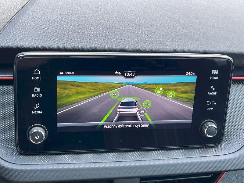 Škoda Kamiq (2025) 1.0 TSI 85 kW DSG Monte Carlo - fotka 15 z 34