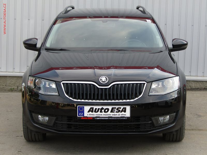 Škoda Octavia (2013) 2.0 TDi, Elegance, TZ, bixen - fotka 2 z 19