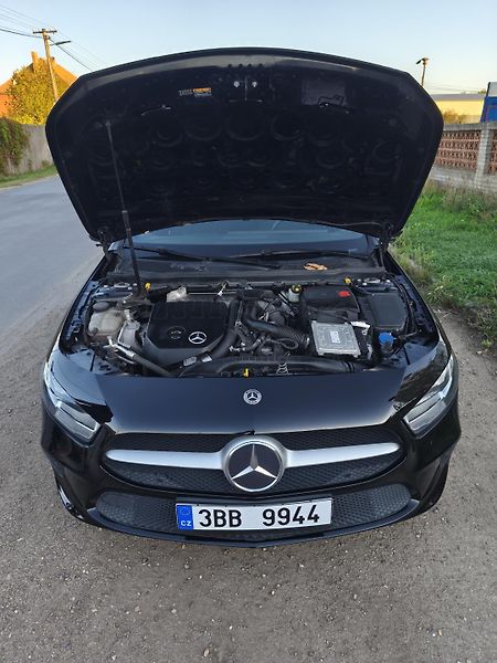 Mercedes-Benz Třídy A (2022) Mercedes Benz A 180 - fotka 19 z 19