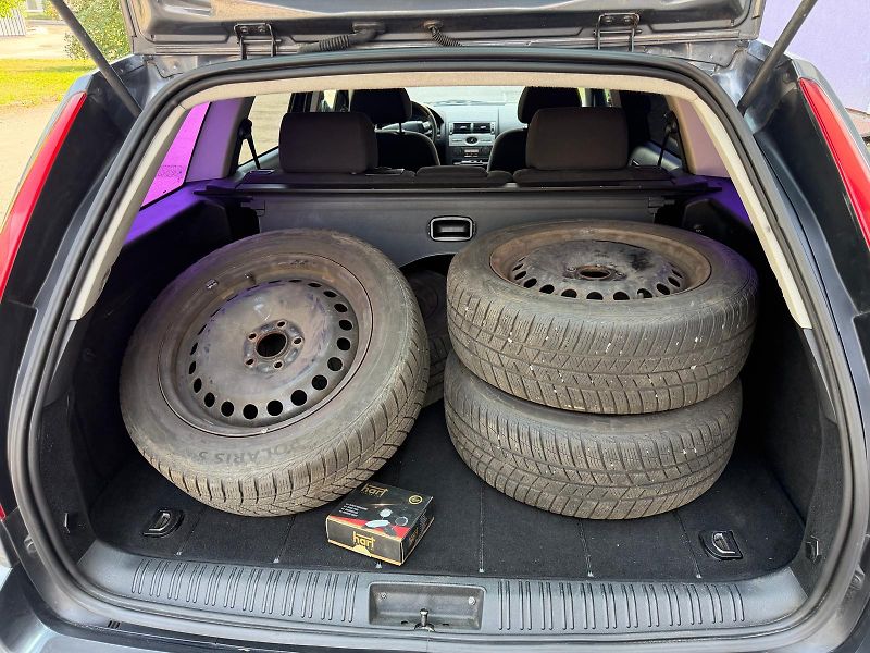 Ford Mondeo 2,0 TDCi Combi / 96 kW / - fotka 13 z 22