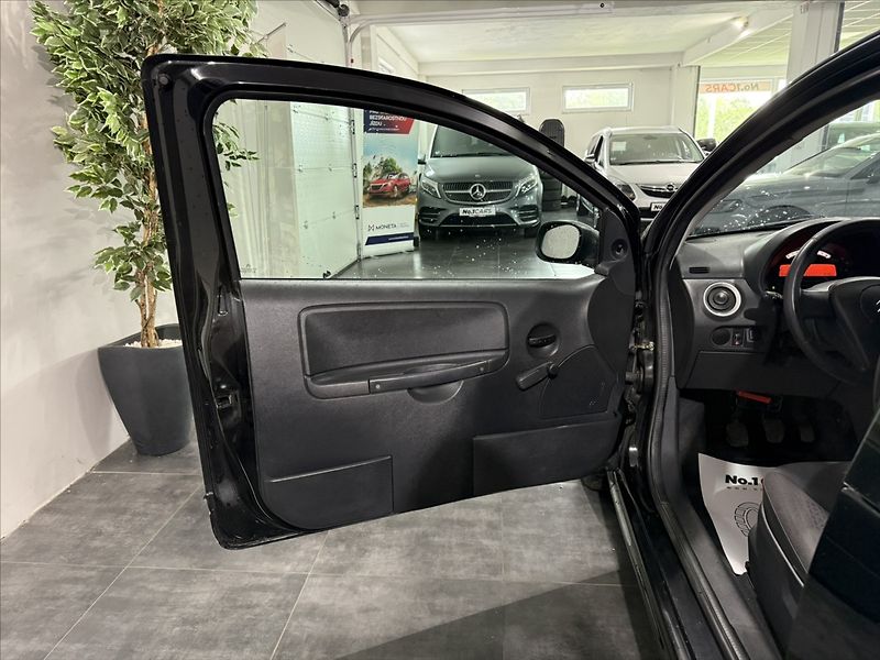 Citroën C2 1,1   i 44KW ALU PO STK - fotka 6 z 19
