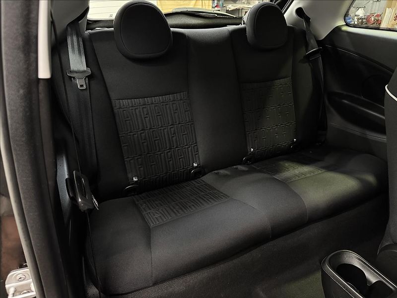 Fiat 500e ELECTRIC DRIVE 70kW ACTION - fotka 27 z 32