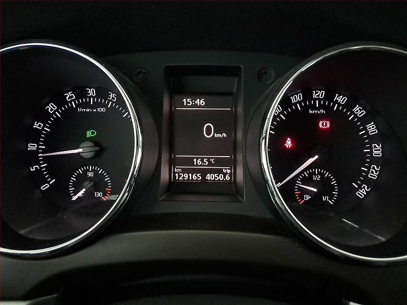 Škoda Yeti (2010) Ambition 2.0 TDI, ČR,1.maj - fotka 11 z 16
