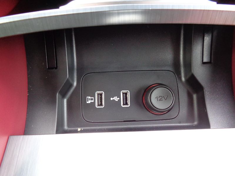 MG EHS 1,5 PHEV 10 AT, Exclusive - fotka 35 z 41