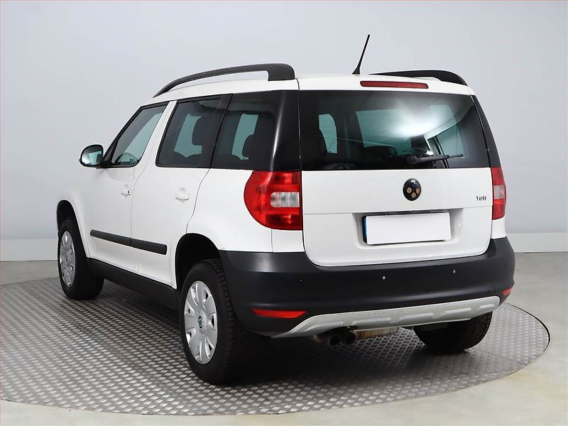 Škoda Yeti (2013) 1.8 TSI, 4X4, Serv.kniha - fotka 4 z 15