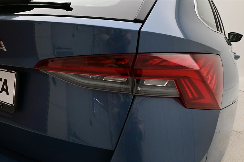 Škoda Octavia 2,0 TDI 110 kW DSG Style Záruk - fotka 32 z 33