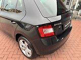 Škoda Fabia (2017) 1.2TSi Style Navi Digi Klima - náhled 44