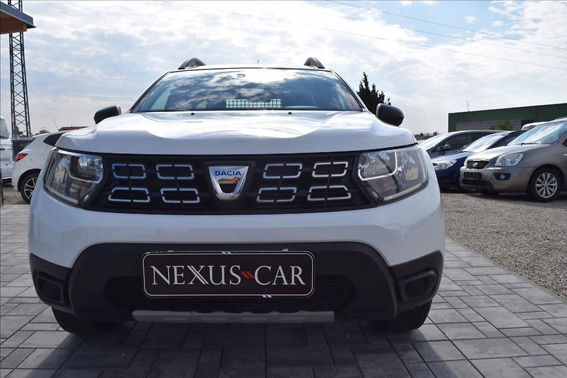 Dacia Duster 1,6 i 84KW 4X4 TAŽNÉ NOVÁ STK - fotka 2 z 42