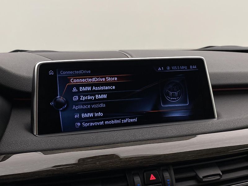 BMW X5 XDRIVE 30d AUT CZ - fotka 38 z 65