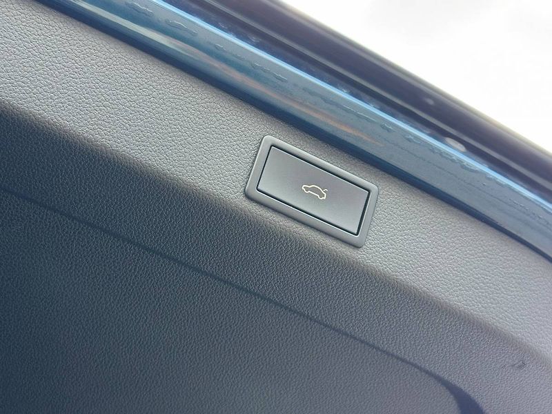Škoda Superb combi 2,0 TDI 110 kW 7° DSG - fotka 27 z 30