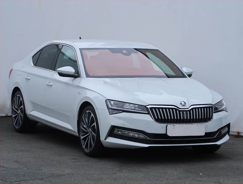 Škoda Superb (2022) Laurin&Klement 2.0 TDI - fotografie inzerátu