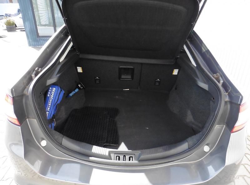 Ford Mondeo Titanium 1.5 EcoBoost - fotka 9 z 14