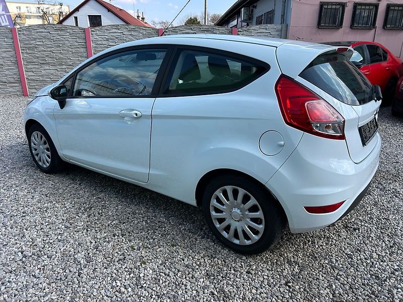 Ford Fiesta (2017) 1.25i 44 KW 1majitel ser.kniha - fotka 10 z 28