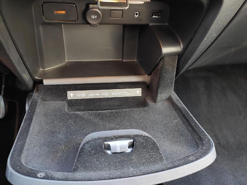 Citroën Grand C4 Picasso (2016) 2.0 HDI 150k AUT6 TZ - fotka 26 z 36