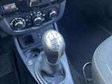 Dacia Duster 1,6 SCe / LPG / KLIMA /1.maj - náhled 28
