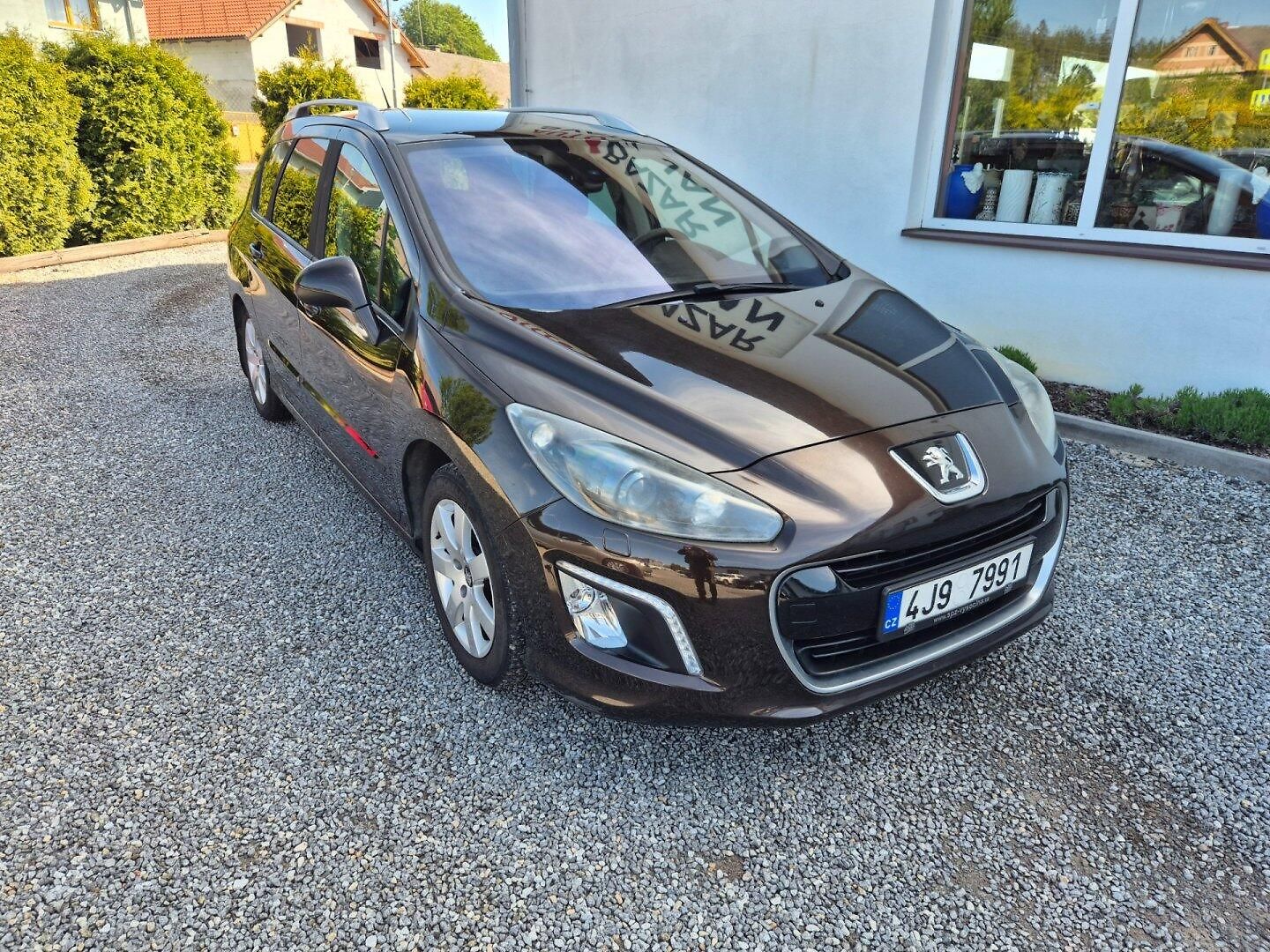Peugeot 308 1.6HDi Xenony , TZ , Nová STK