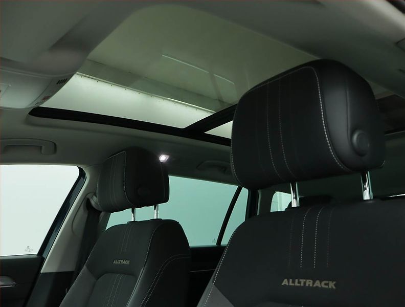 Volkswagen Passat (2022) Alltrack 2.0 TDI - fotka 18 z 18