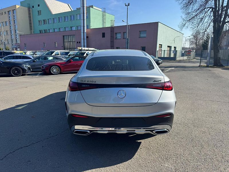 Mercedes-Benz GLC (2026) 220 d 4MATIC kupé - fotka 6 z 24