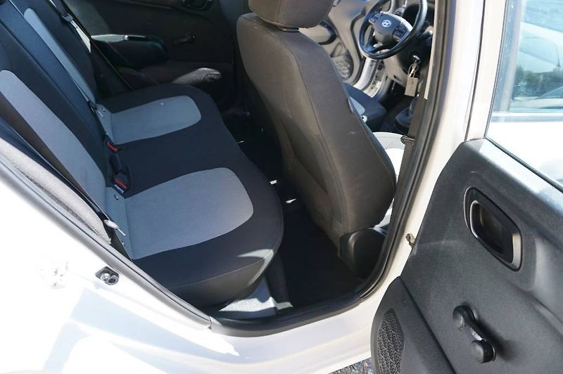 Hyundai i10 (2022) 1.MAJ. NOVÉ V ČR - fotka 17 z 30