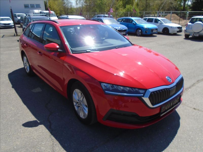 Škoda Octavia 1,0 - fotka 2 z 32
