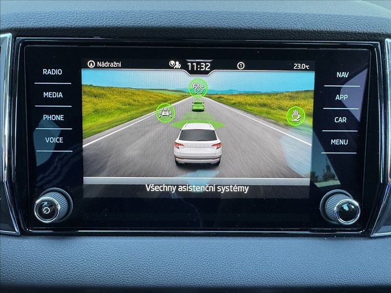 Škoda Karoq 1,5 TSI STYLE DPH 1maj původČR - fotka 42 z 50