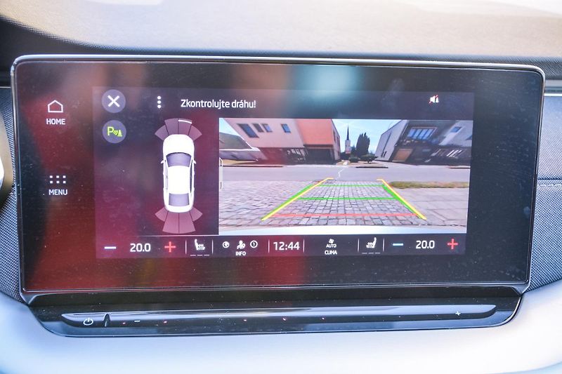 Škoda Octavia Style Plus Navigace 18 kola ČR - fotka 42 z 76