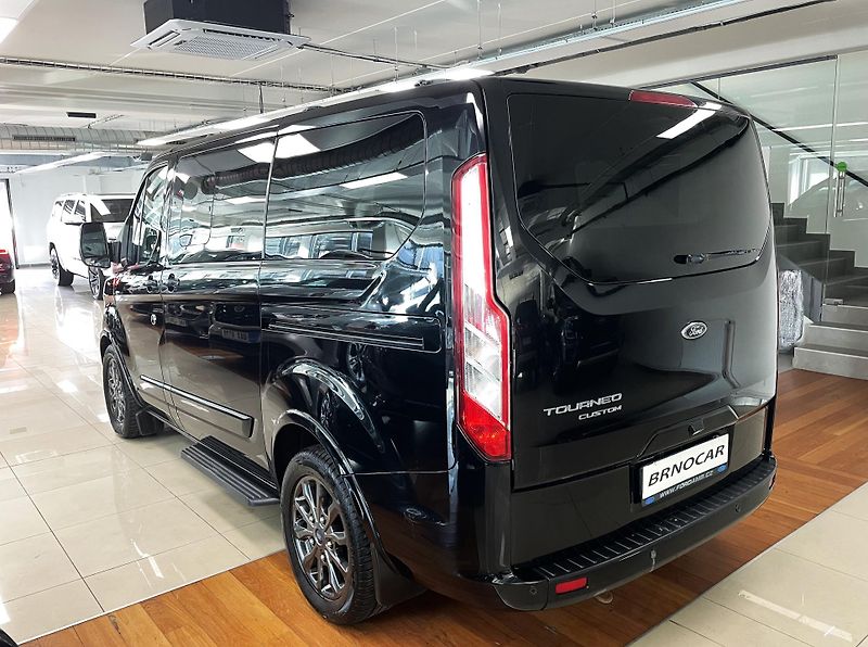 Ford Tourneo Custom Titanium L1 125kW AT, ČR - fotka 4 z 29