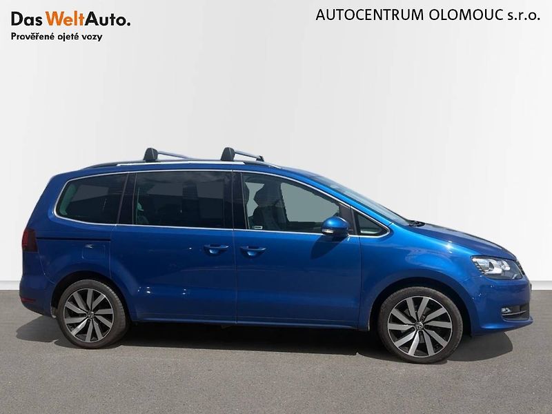 Volkswagen Sharan (2018) 2.0 TDI 7DSG 4MOTION Highline - fotka 3 z 27