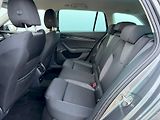 Škoda Octavia (2023) Combi 2.0 TDI 110kW DSG Tour - náhled 26